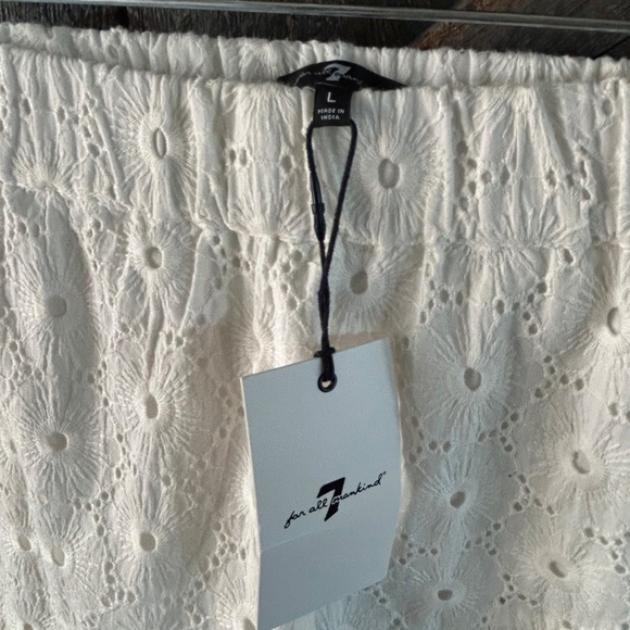 New w/Tags Women's All For 7 Mankind Eyelet White Skirt - Picture 3 of 4